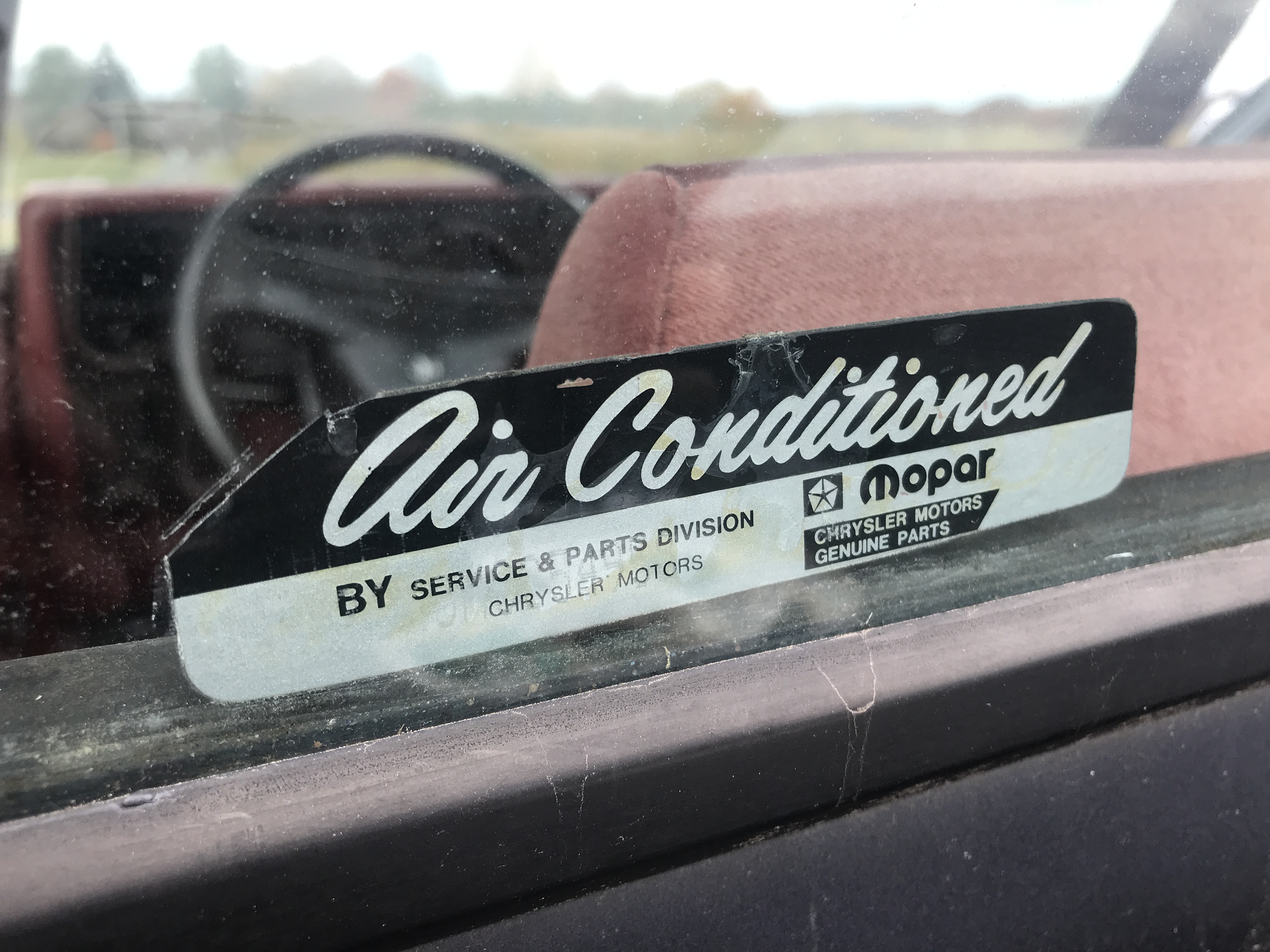 1991 Dodge Dakota Pickup ONE OWNER 117K 8 foot bed and roomy bench seating NICE — photo 25